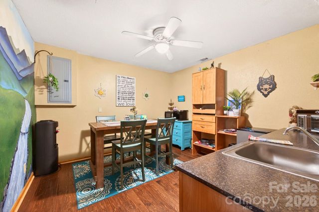 8 Blue Sky Drive, Leicester, NC 28748
