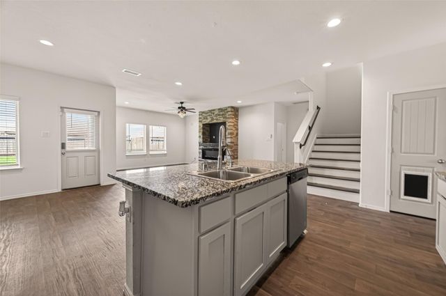 1706 Cooper Bluff Court, Richmond, TX 77469
