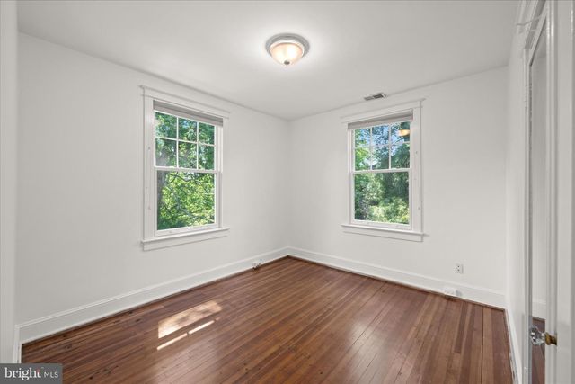 3810 DRESDEN ST, Kensington, MD 20895