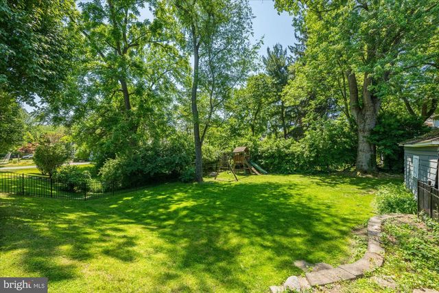 3810 DRESDEN ST, Kensington, MD 20895