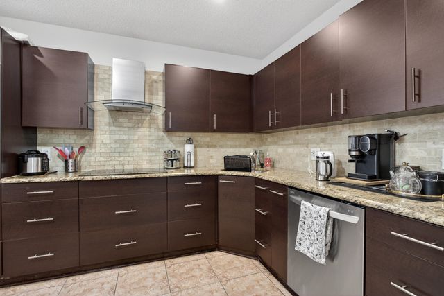 4151 Coral Tree Circle 251, Coconut Creek, FL 33073