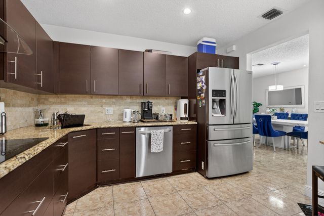 4151 Coral Tree Circle 251, Coconut Creek, FL 33073