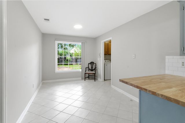 8110 Dearborne Road, North Charleston, SC 29406