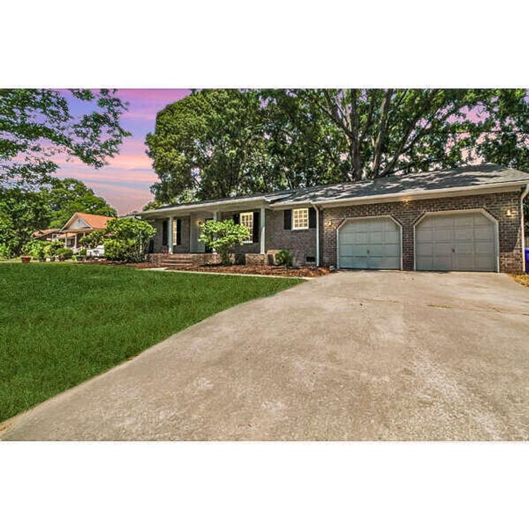 8110 Dearborne Road, North Charleston, SC 29406