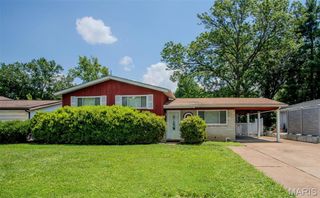 54 Gocke Place, Overland, MO 63114