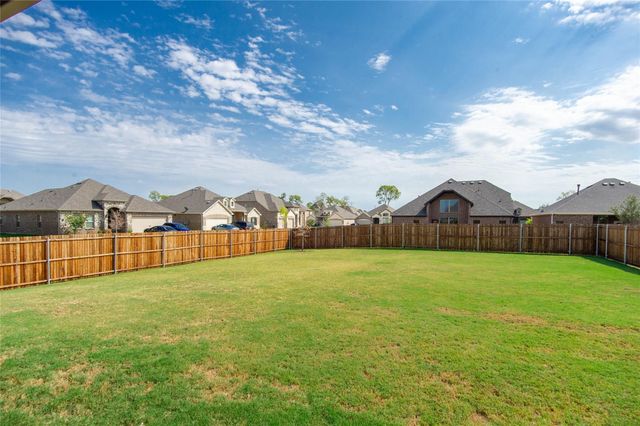 2904 Diamondback Drive, Melissa, TX 75454