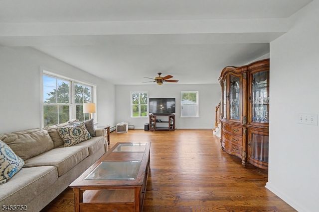 503 Montana Rd, Harmony Twp., NJ 07882