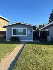 1045 W Santa Fe, Merced, CA 95340
