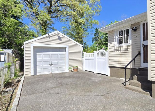 597 Woodland Drive, South Hempstead, NY 11550