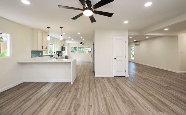 24 Olali St, Lahaina, HI 96761