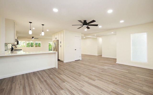 24 Olali St, Lahaina, HI 96761