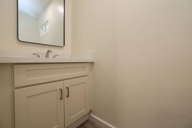 24 Olali St, Lahaina, HI 96761