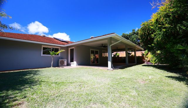 24 Olali St, Lahaina, HI 96761