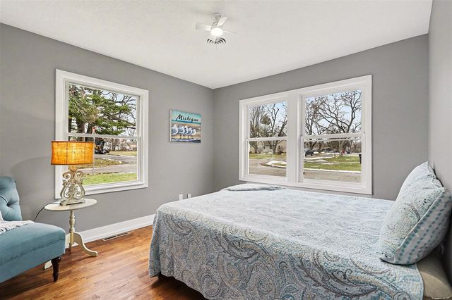 609 Grand Street, Portage, MI 49024