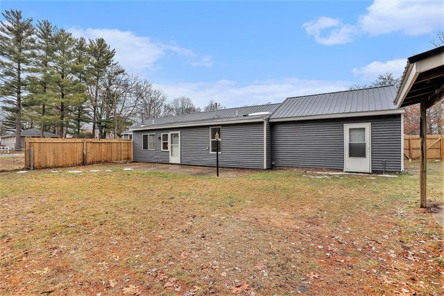 609 Grand Street, Portage, MI 49024