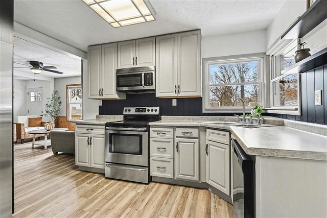 609 Grand Street, Portage, MI 49024