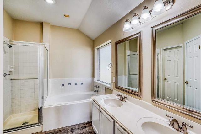 6711 Shelby Oaks Drive, Richmond, TX 77407