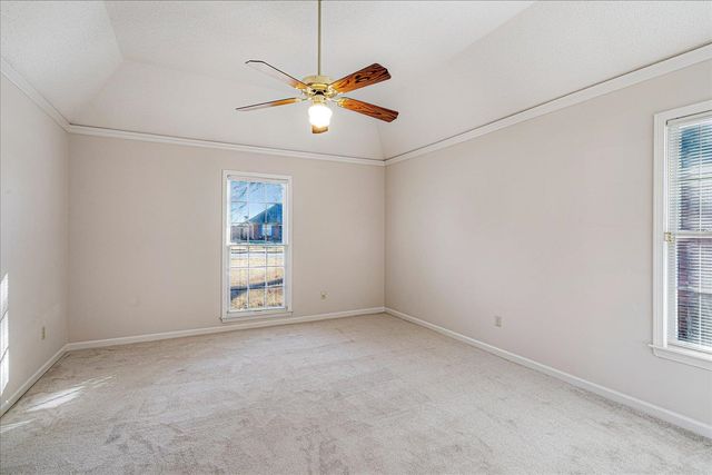 8544 OVERCUP OAKS DR, Cordova, TN 38018