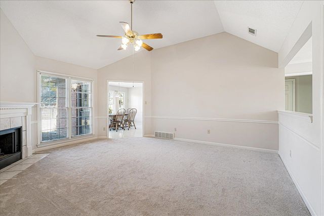 8544 OVERCUP OAKS DR, Cordova, TN 38018