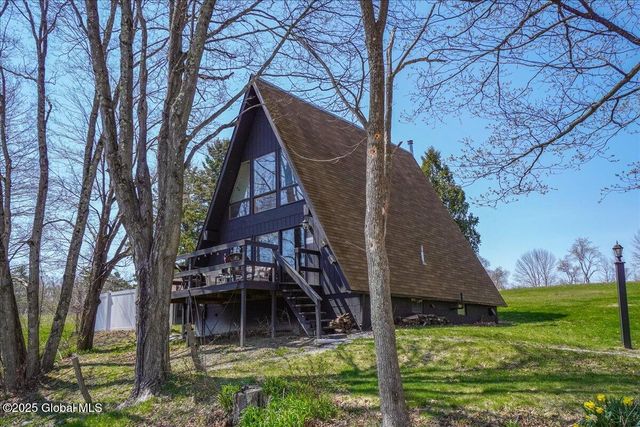 197 Stanton Road, Jackson, NY 12873