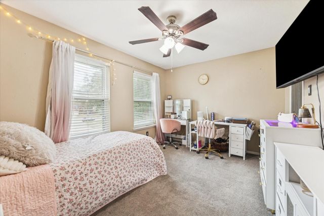 1802 Valero Street, Friendswood, TX 77546