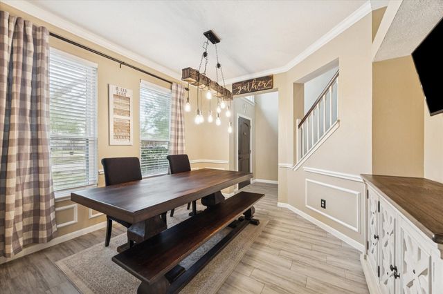 1802 Valero Street, Friendswood, TX 77546