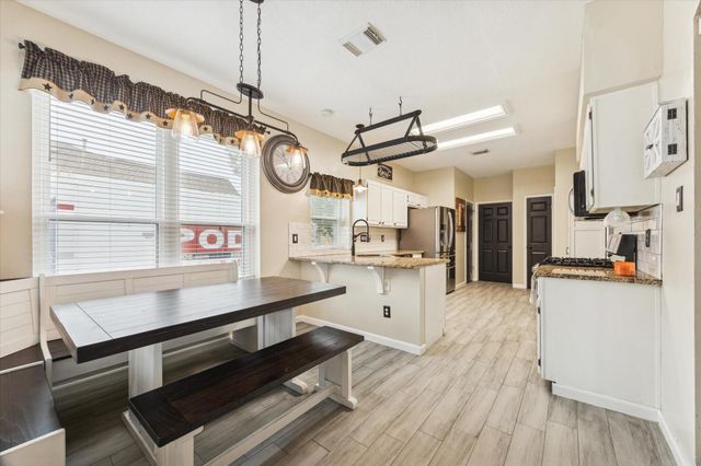 1802 Valero Street, Friendswood, TX 77546