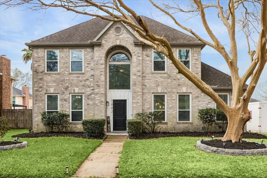 1802 Valero Street, Friendswood, TX 77546