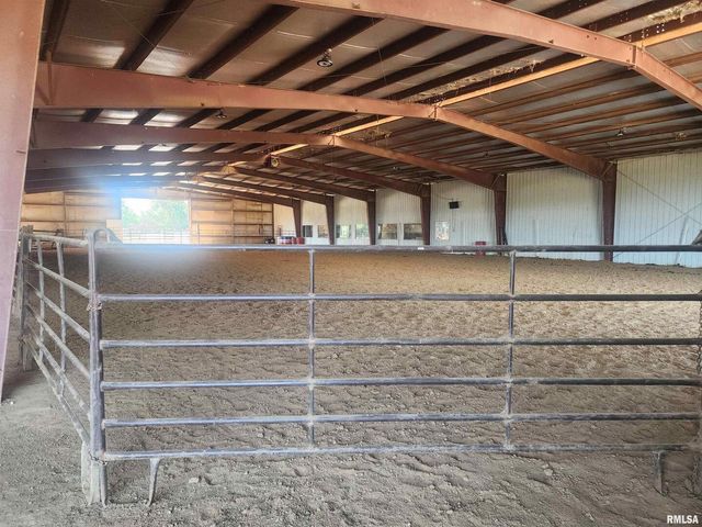 1230 US Hwy 45 N, Vienna, IL 62995