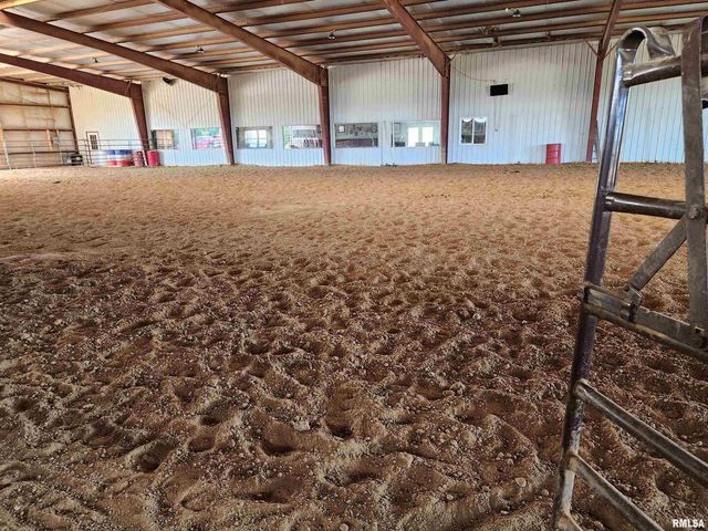 1230 US Hwy 45 N, Vienna, IL 62995