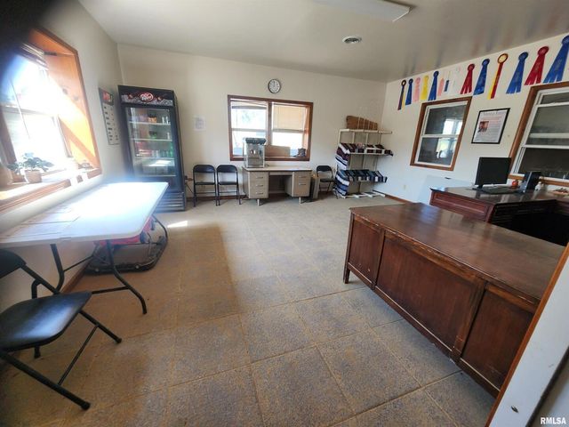 1230 US Hwy 45 N, Vienna, IL 62995