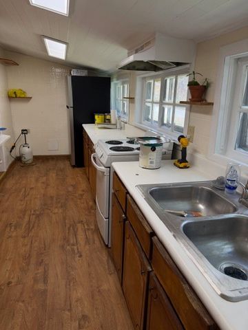 1758 Midway Rd, Sewanee, TN 37375