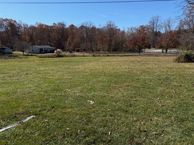 1758 Midway Rd, Sewanee, TN 37375