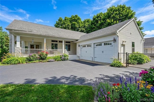6790 Gowanda State Road, Hamburg, NY 14075