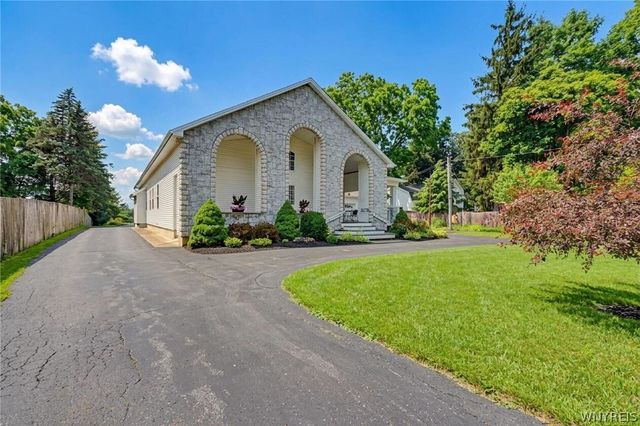 6790 Gowanda State Road, Hamburg, NY 14075