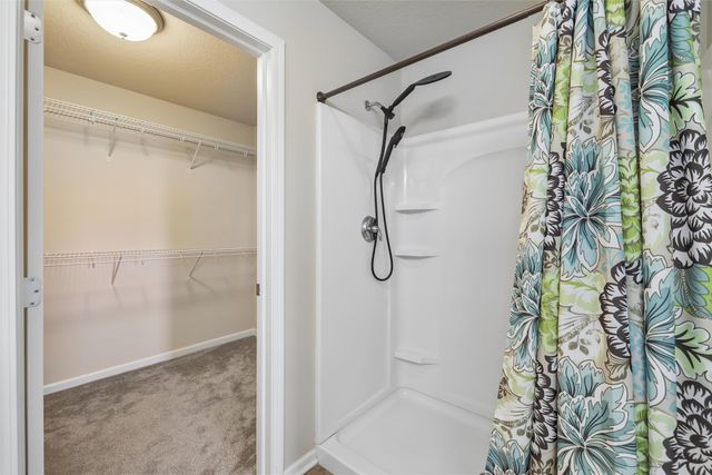 6285 Wistful Vista Drive, West Des Moines, IA 50266