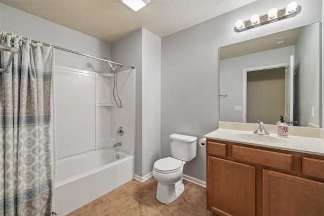 6285 Wistful Vista Drive, West Des Moines, IA 50266