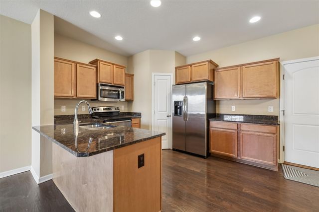 6285 Wistful Vista Drive, West Des Moines, IA 50266