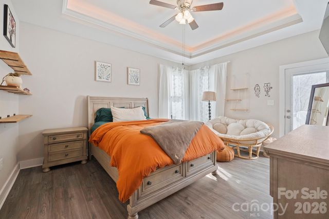 1544 Farmington Hills Drive, Conover, NC 28613