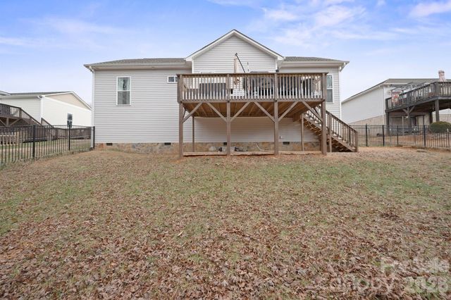 1544 Farmington Hills Drive, Conover, NC 28613