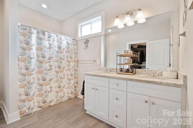 1544 Farmington Hills Drive, Conover, NC 28613