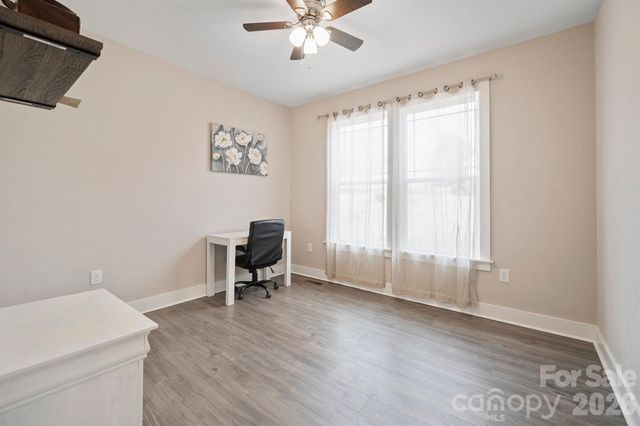 1544 Farmington Hills Drive, Conover, NC 28613