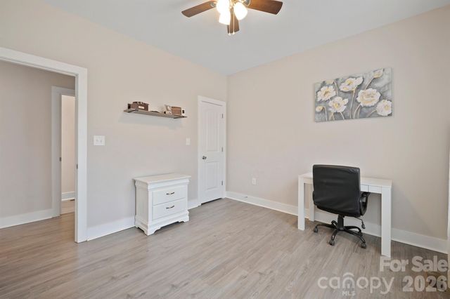 1544 Farmington Hills Drive, Conover, NC 28613