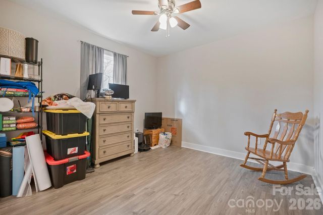1544 Farmington Hills Drive, Conover, NC 28613