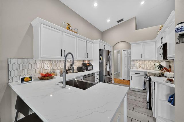 1747 WOOD BROOK STREET, Tarpon Springs, FL 34689