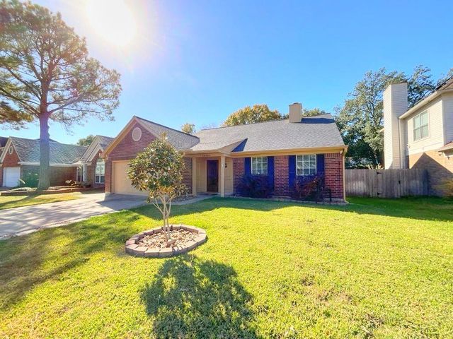 18083 Holly Forest Drive, Houston, TX 77084