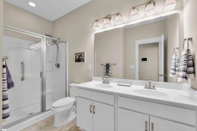 621 Longfellow Way, Simpsonville, SC 29681