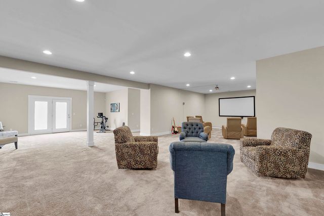 621 Longfellow Way, Simpsonville, SC 29681