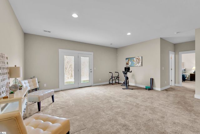 621 Longfellow Way, Simpsonville, SC 29681