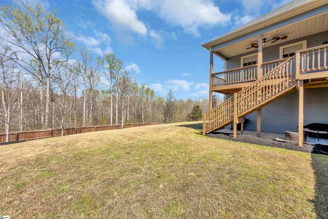 621 Longfellow Way, Simpsonville, SC 29681